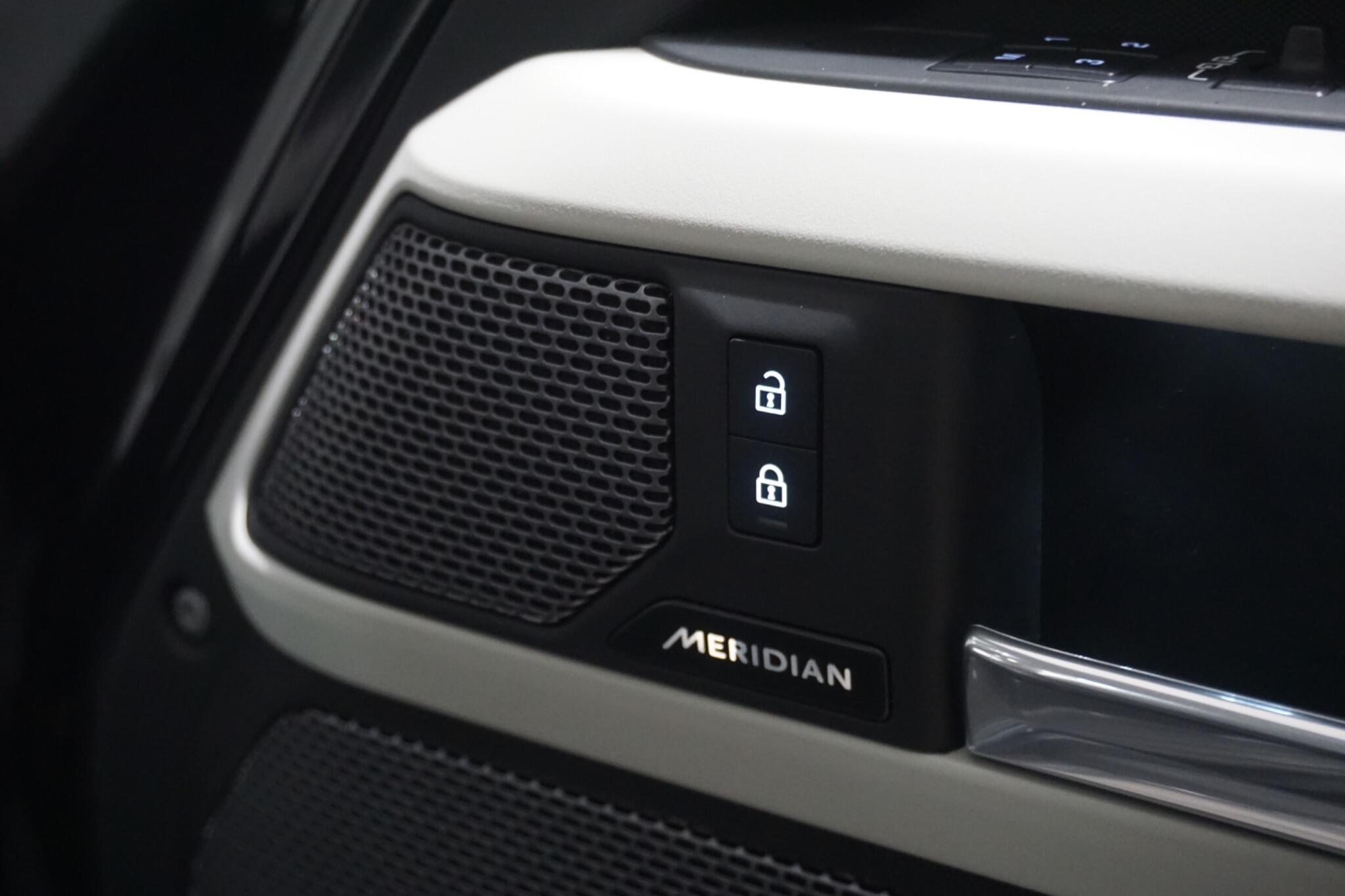 Land Rover Defender 110 3.0 D250 MHEV HSE Hard Top SUV 5dr Diesel Auto 4WD MWB Euro 6 (s/s) (250 ps)